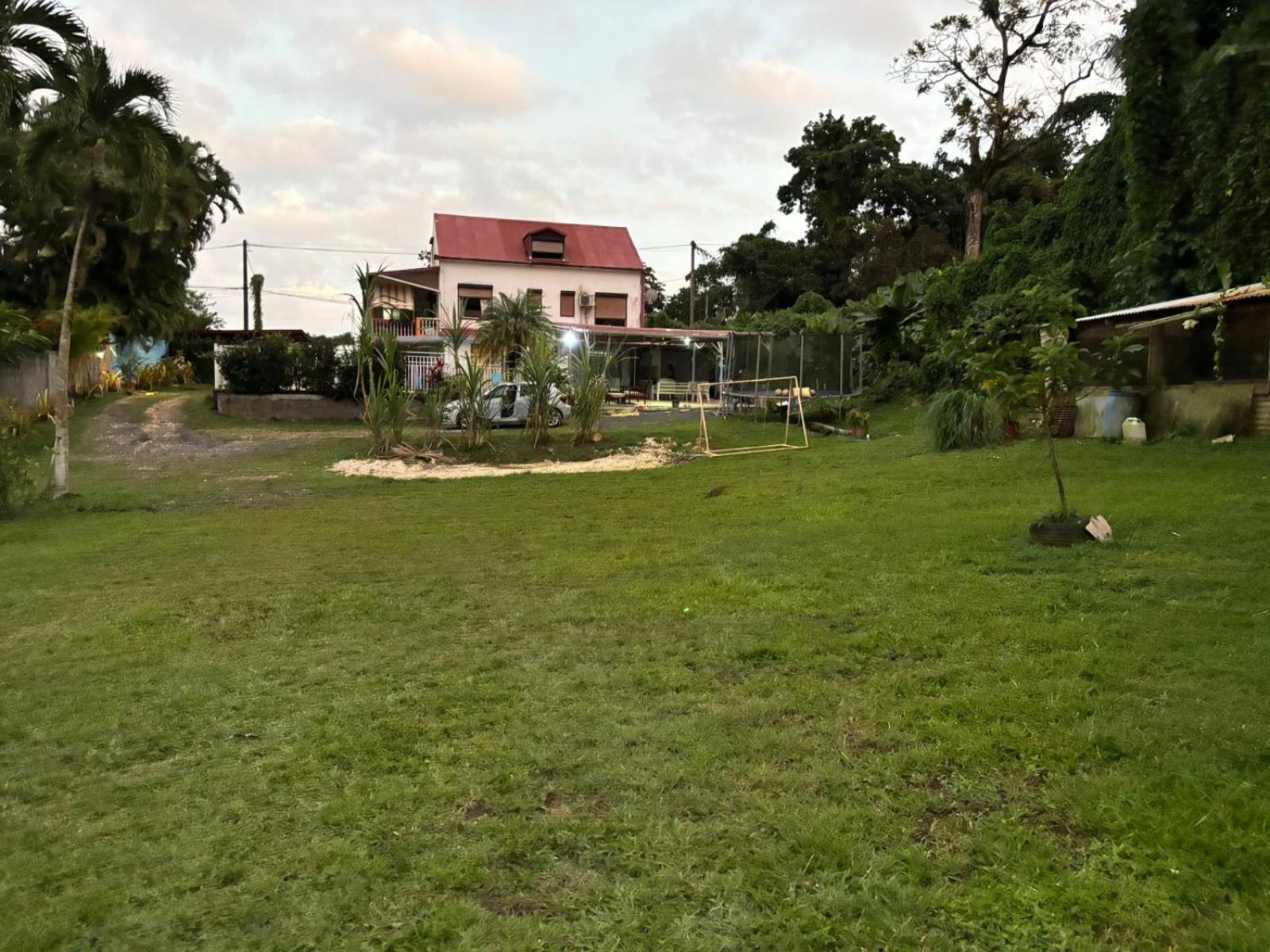 Villa Beauci-Turlet Goyave Luaran gambar